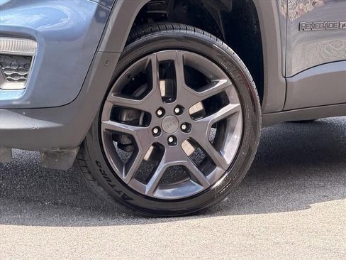 Used 2021 Jeep Renegade Latitude w/ Convenience Group image 26