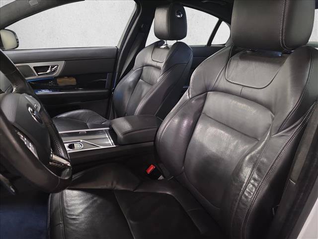 Used 2015 Jaguar XF Portfolio AWD/4WD image 15