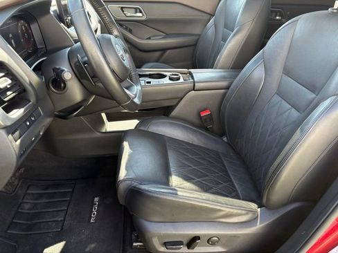 Used 2022 Nissan Rogue Platinum AWD/4WD image 10