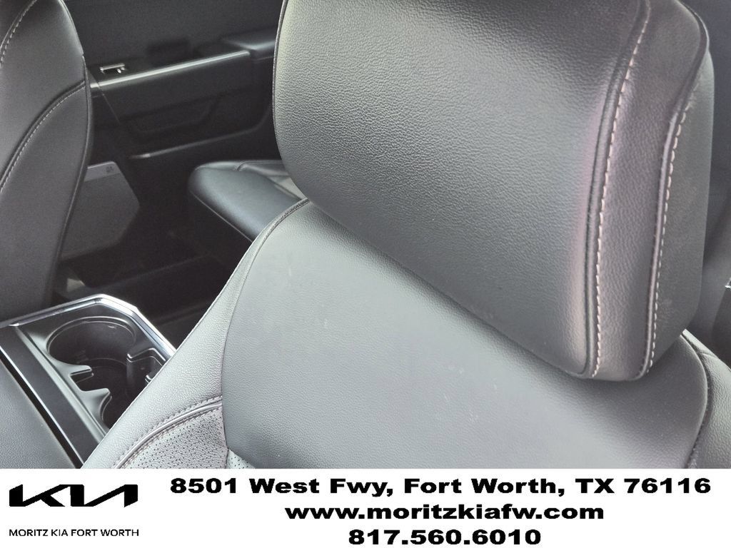 Used 2024 Ford F150 Lariat AWD/4WD image 14