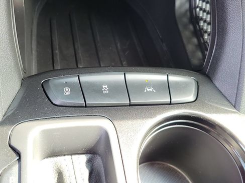 Used 2025 Chevrolet TrailBlazer LS FWD image 25