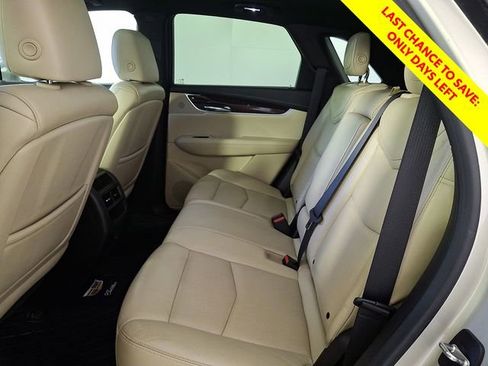 Used 2017 Cadillac XT5 Luxury w/ Driver Awareness Package FWD image 12