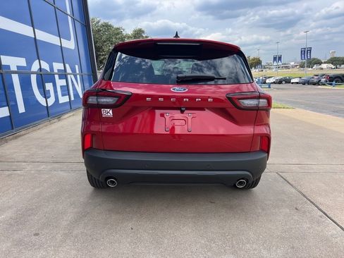 New 2026 Ford Escape ST-Line w/ Tech Pack #1 image 5