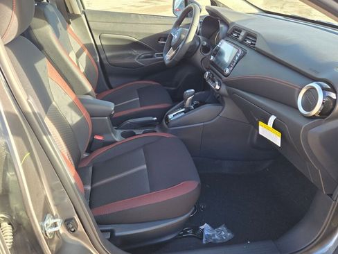 Used 2025 Nissan Versa SR w/ Trunk Package FWD image 4
