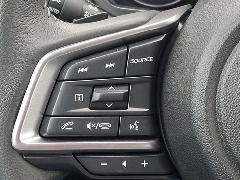 Certified 2025 Subaru Legacy Limited image 18