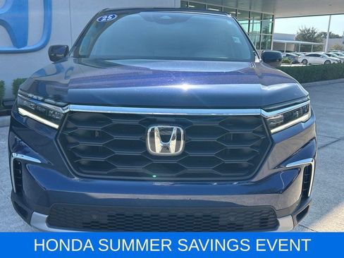 Used 2025 Honda Pilot EX-L image 2