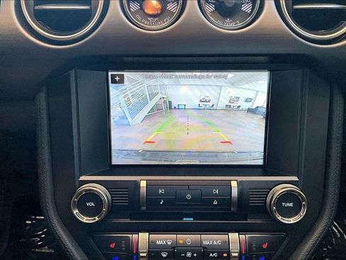 Used 2018 Ford Mustang Shelby GT350 w/ Convenience Package RWD image 24