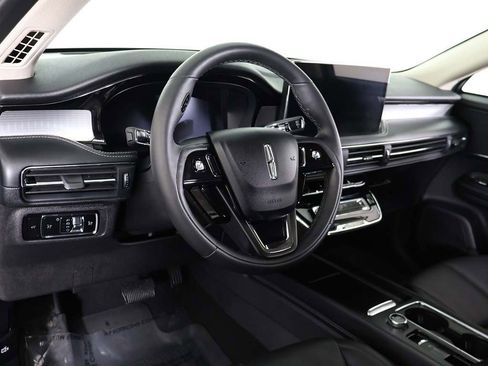 Used 2024 Lincoln Corsair Premiere w/ Equipment Group 101A image 29