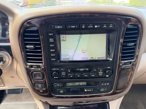 Used 2002 Toyota Land Cruiser AWD/4WD image 13
