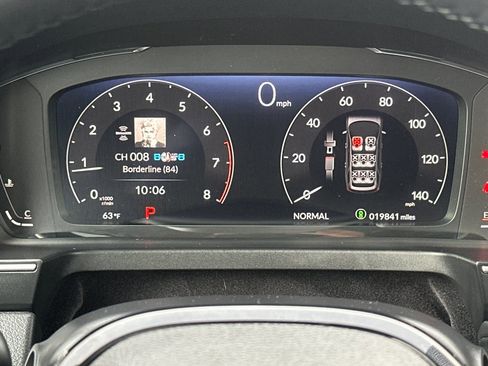 Used 2025 Honda Pilot Elite image 25