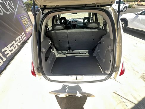 Used 2008 Chrysler PT Cruiser w/ Street Cruiser Series Group FWD image 32
