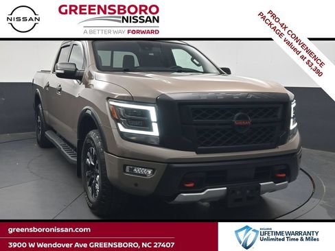 Used 2022 Nissan Titan PRO-4X w/ Pro-4x Convenience Package AWD/4WD image 1