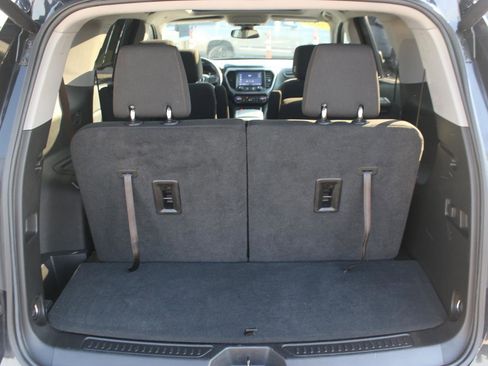 Used 2023 GMC Acadia AT4 AWD/4WD image 12