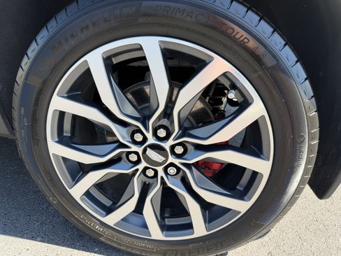 Certified 2022 Cadillac XT5 Sportv w/ Technology Package AWD/4WD image 33