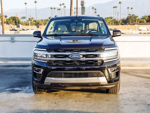 Used 2024 Ford Expedition Max Limited image 3