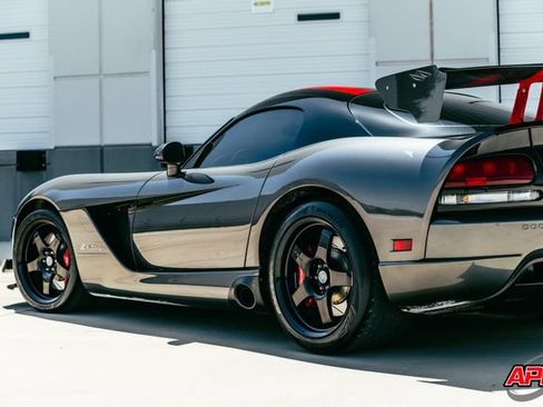 Used 2010 Dodge Viper ACR RWD image 67
