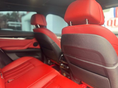 Used 2019 BMW X6 xDrive35i w/ Convenience Package image 55