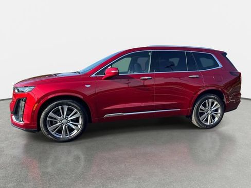 Certified 2023 Cadillac XT6 Premium Luxury w/ Technology Package AWD/4WD image 2