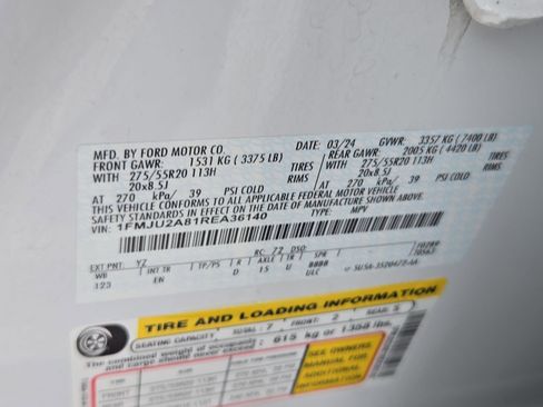 Used 2024 Ford Expedition Limited image 34