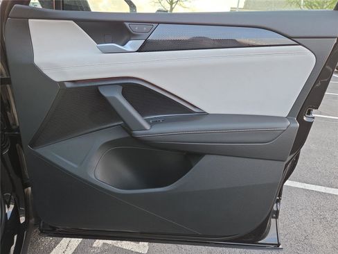 New 2026 Volkswagen Tiguan SE image 26