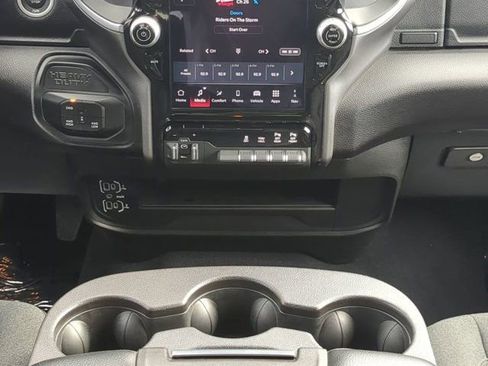 Used 2025 RAM 2500 Big Horn image 19