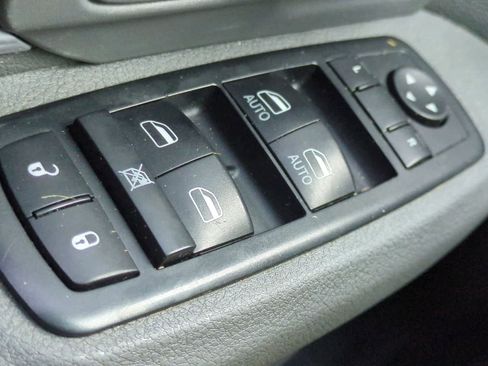 Used 2014 RAM 2500 SLT AWD/4WD image 27