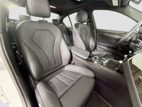 Certified 2023 BMW 530i w/ Premium Package RWD image 26
