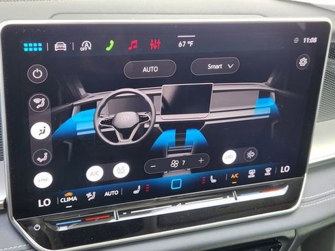 New 2026 Volkswagen Tiguan SE image 17