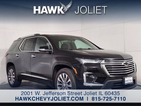 Used 2022 Chevrolet Traverse Premier w/ LPO, Floor Liner Package AWD/4WD image 1