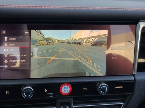 New 2026 Porsche Macan image 20