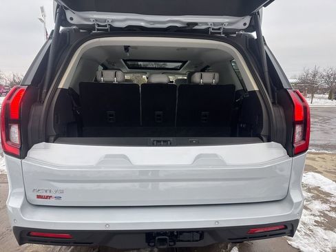 Used 2025 Ford Expedition Active image 46