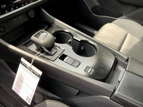 New 2025 Nissan Rogue SV image 9