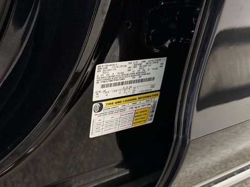 Used 2023 Ford Expedition Platinum AWD/4WD image 59