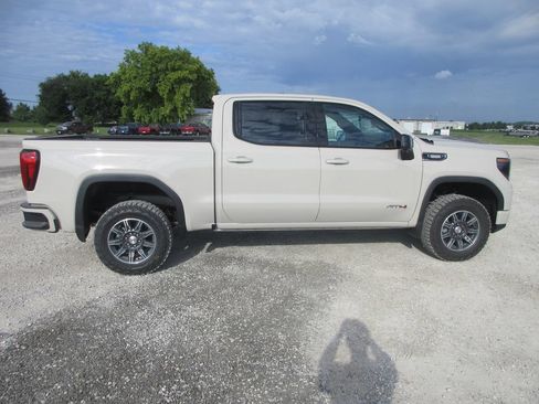 New 2026 GMC Sierra 1500 AT4 w/ AT4 Premium Package AWD/4WD image 3
