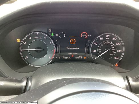 Used 2023 Acura TLX w/ Technology Package image 8