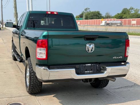 Used 2022 RAM 2500 Tradesman w/ Chrome Appearance Group AWD/4WD image 9