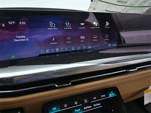 New 2025 Cadillac Escalade IQ Luxury 2 image 36