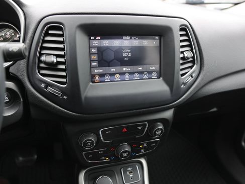 Used 2021 Jeep Compass Latitude w/ Convenience Group image 24