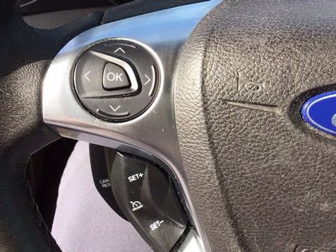 Certified 2017 Ford Transit Connect XLT image 18