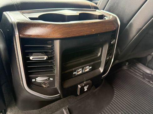Used 2021 RAM 1500 Laramie w/ Laramie Southwest Edition image 17