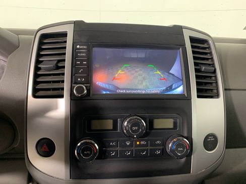 Used 2020 Nissan Frontier SV image 23