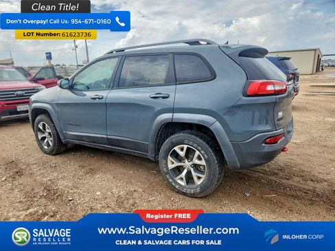 Used 2015 Jeep Cherokee Trailhawk AWD/4WD image 3