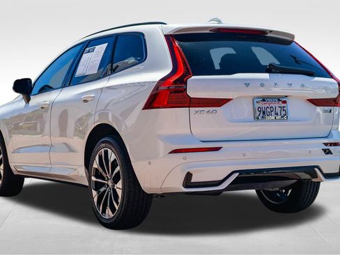 Certified 2026 Volvo XC60 B5 Plus w/ Climate Package PRO AWD/4WD image 5