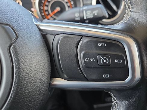 Used 2021 Jeep Gladiator Overland w/ Popular Equipment Package image 18