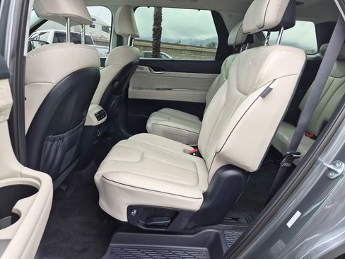 Used 2024 Hyundai Palisade Calligraphy image 22