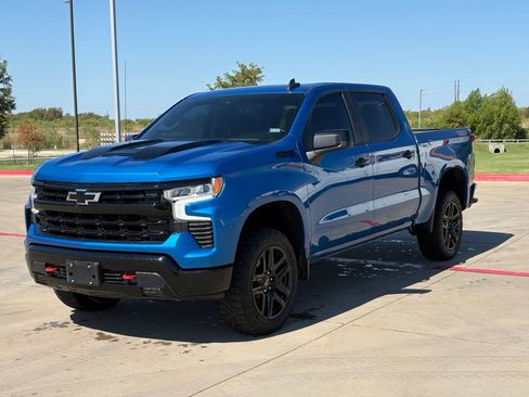 Used 2023 Chevrolet Silverado 1500 LT Trail Boss w/ Protection Package AWD/4WD image 3