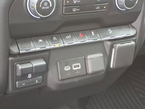 Used 2024 Chevrolet Silverado 1500 Custom Trail Boss image 21