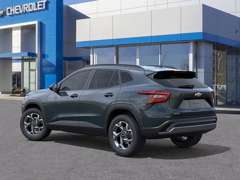 New 2026 Chevrolet Trax LT image 3