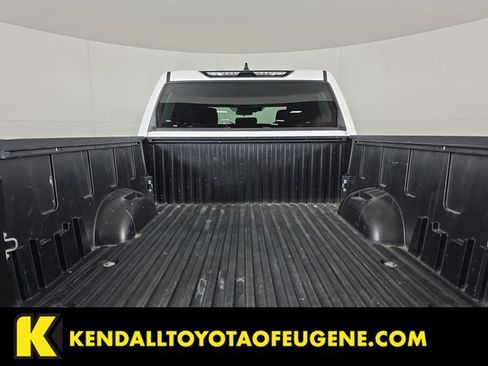 Used 2022 Toyota Tundra SR5 AWD/4WD image 11