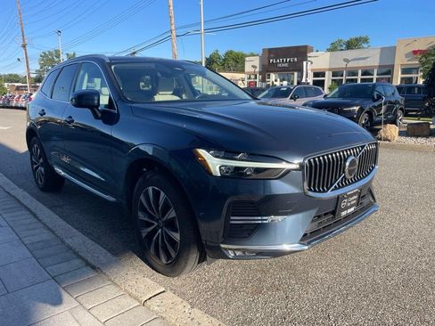 Used 2023 Volvo XC60 B5 Plus w/ Climate Package AWD/4WD image 7